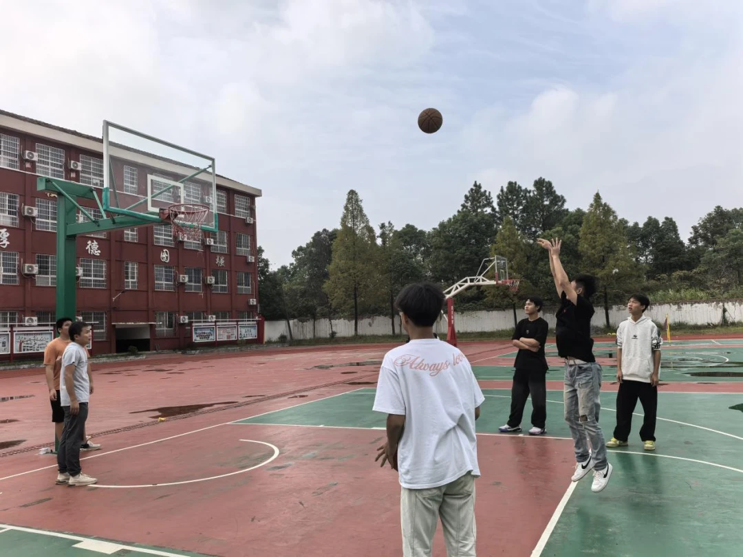 哪里可以学习到提升篮球心态的方法_1